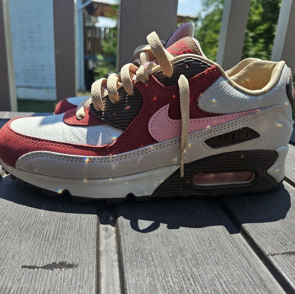Beige,cream,pink,brown NIKE air Max Size 7.5 Men